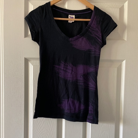 3 for $10 | Garage Feather Print T Shirt S - Picture 1 of 5